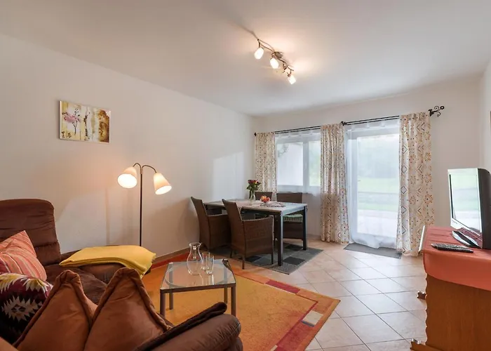 בית הארחה Gaestehaus Gerti 3*